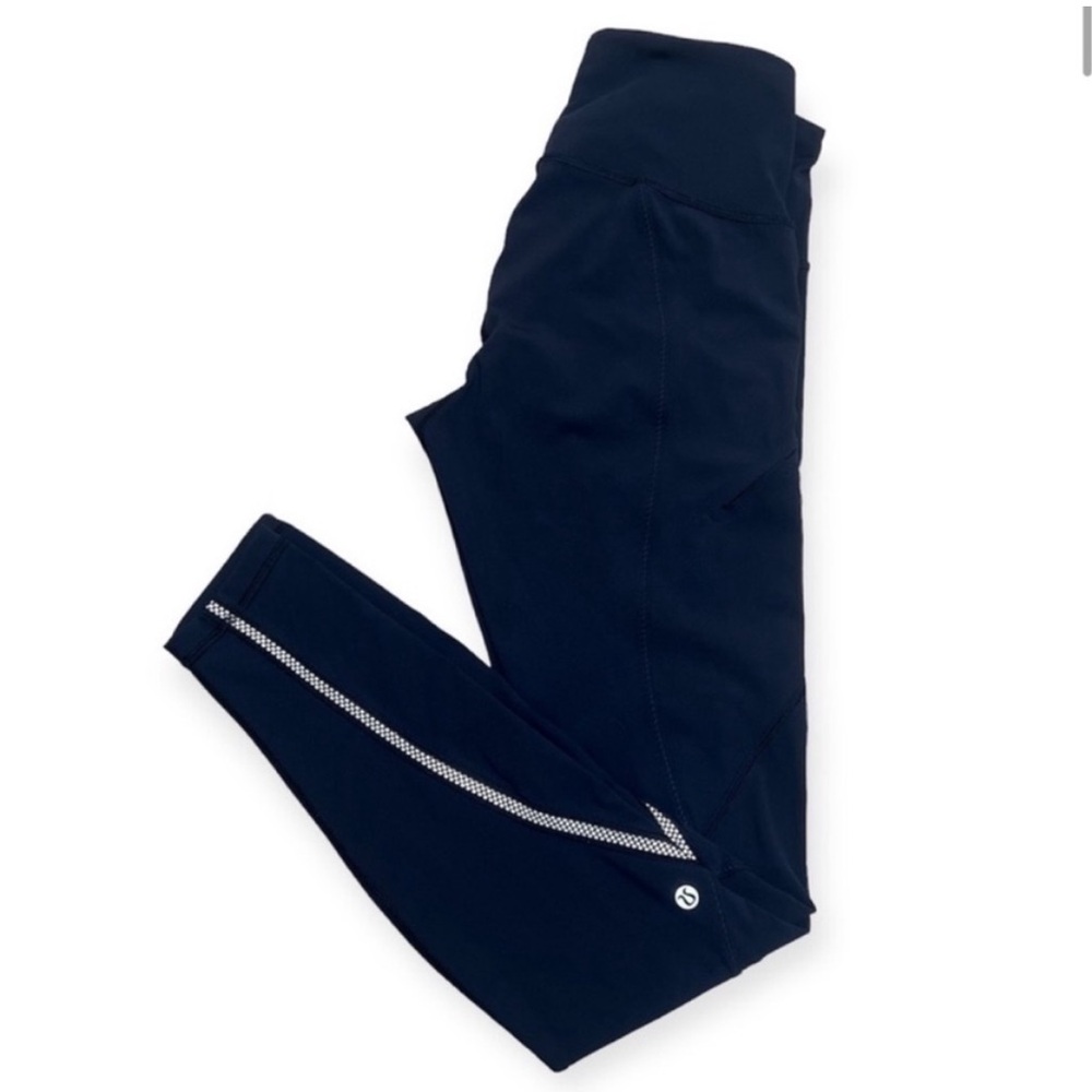 Lululemon Cadence Crusher Tight With Reflective Detail On Legs
